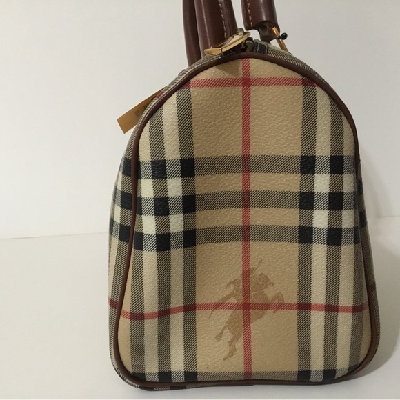 Authentic Burberry Nova Check Handbag - Picture 4 of 16